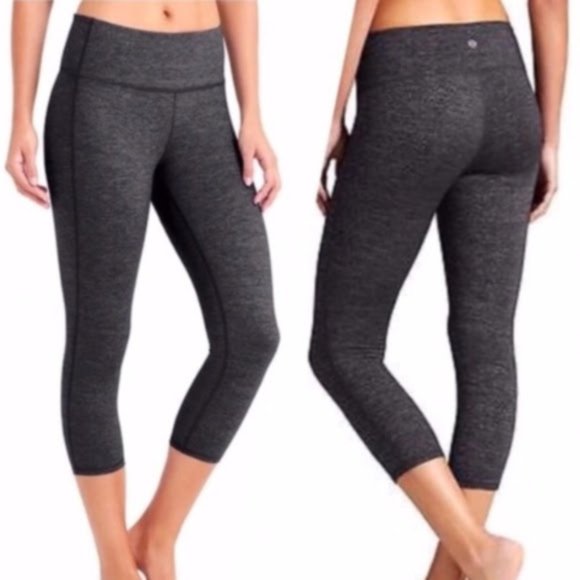 Dark charcoal heathered gray workout 3/4 Leggings - Picture 1 of 4